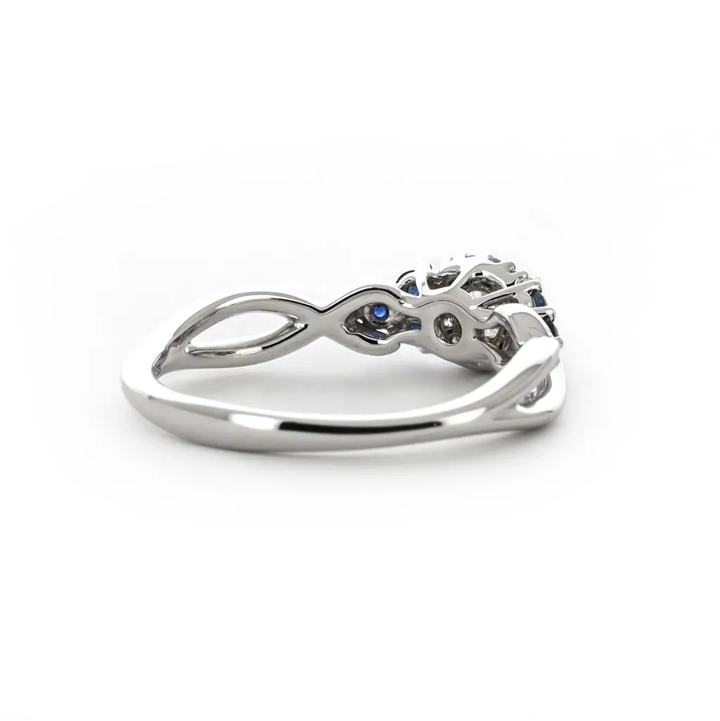 0.39ctw Sapphire & Diamond Engagement Ring   Halo