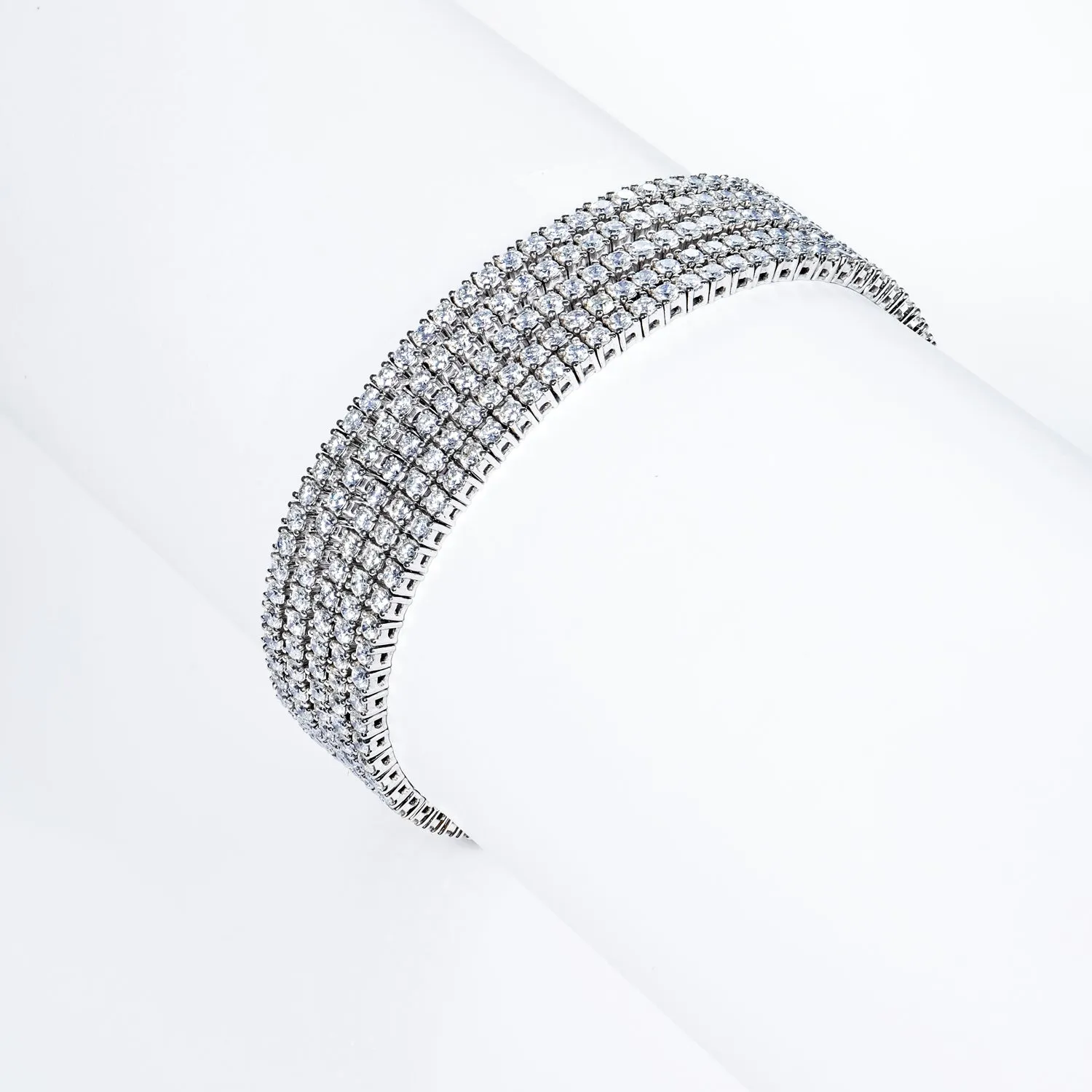 Alayna 15 Carats Round Brilliant 5 Row Diamond Tennis Bracelet in 14k White Gold