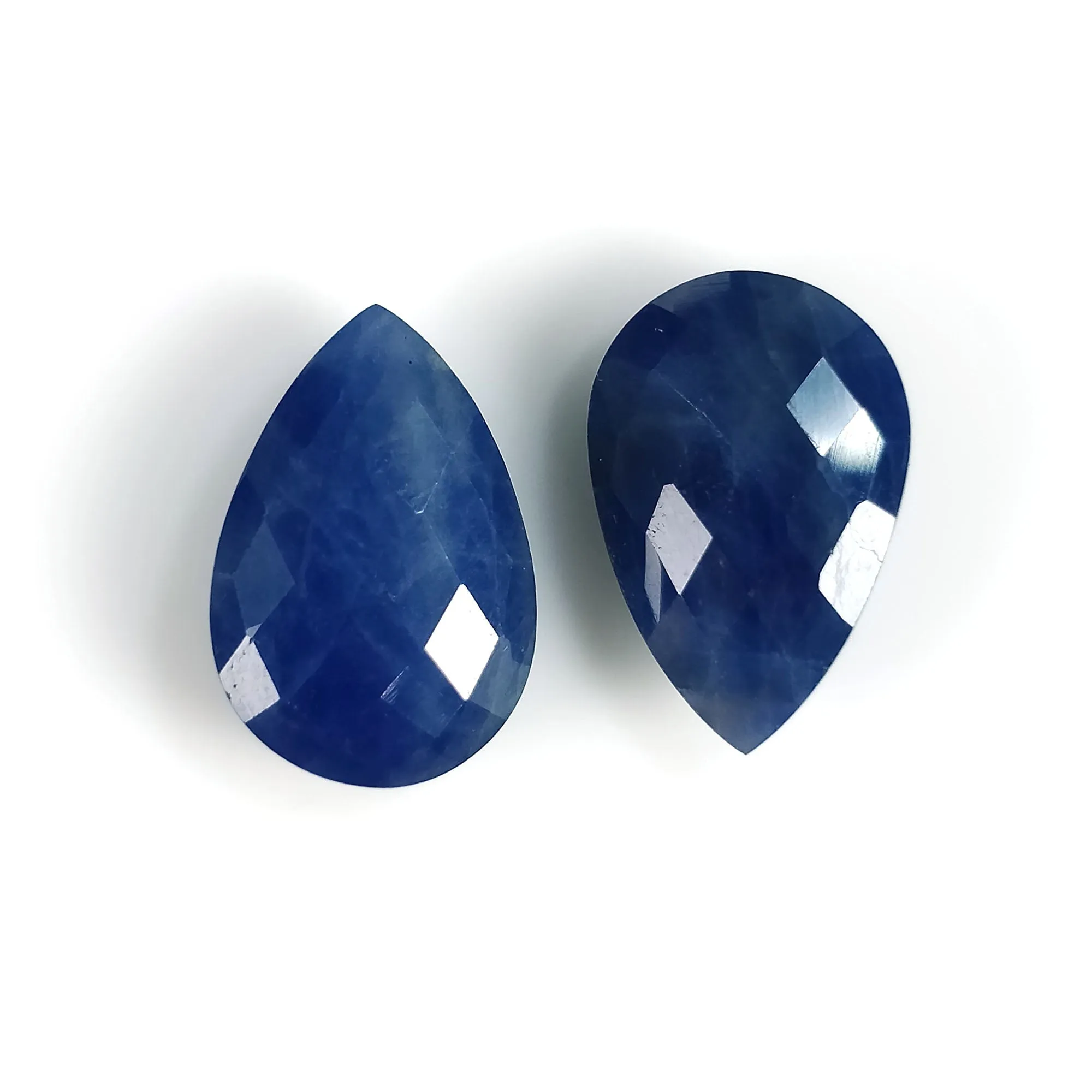 BLUE SAPPHIRE Gemstone Checker Cut : 15.10cts Natural Untreated Sapphire Side To Side Drilled Briolette Pear Shape 15*10mm Pair (With Video)