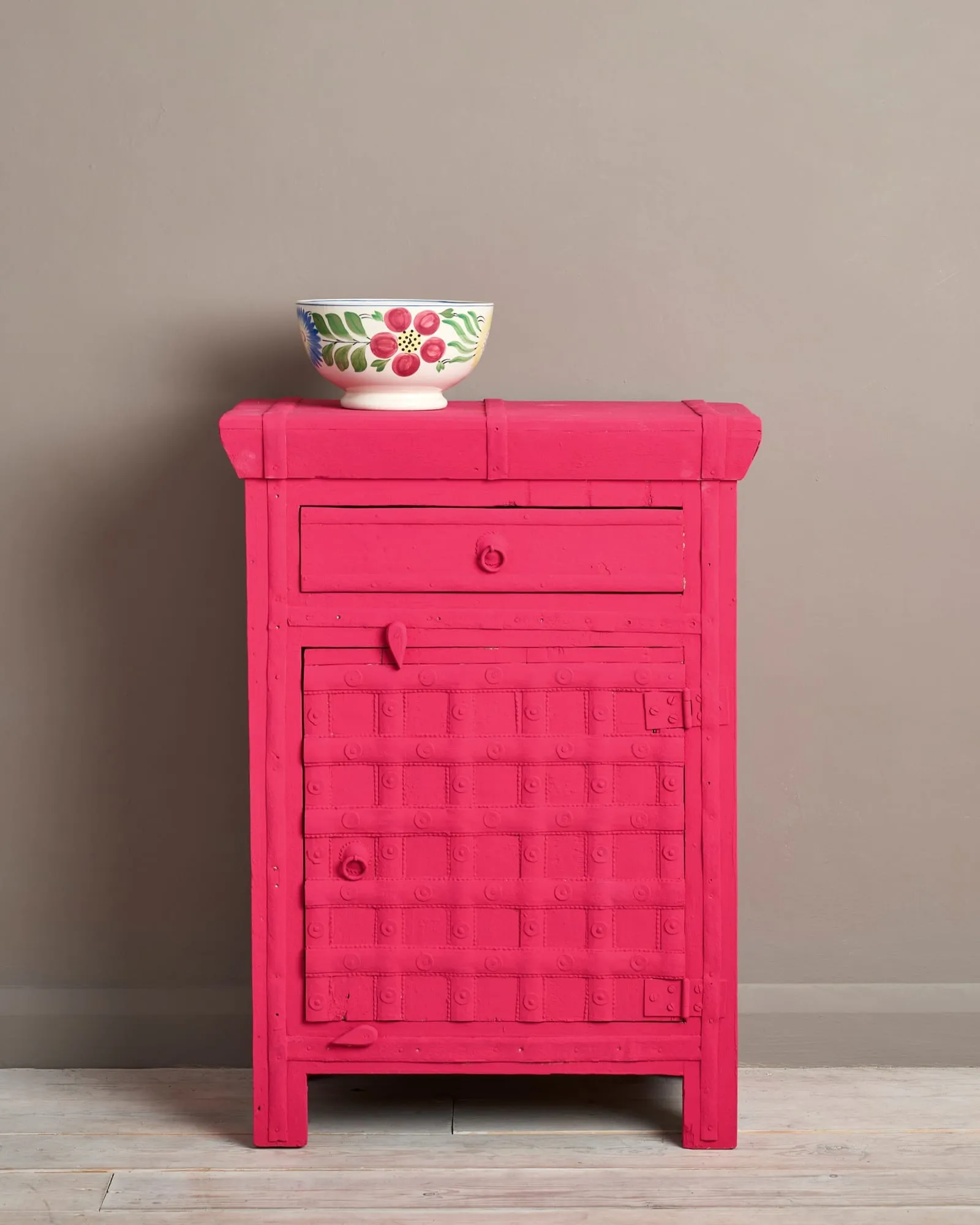 Capri Pink Annie Sloan Chalk Paint