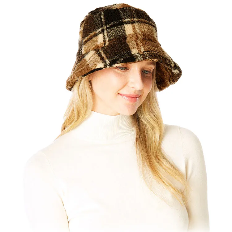 Check Patterned Faux Fur Bucket Hat