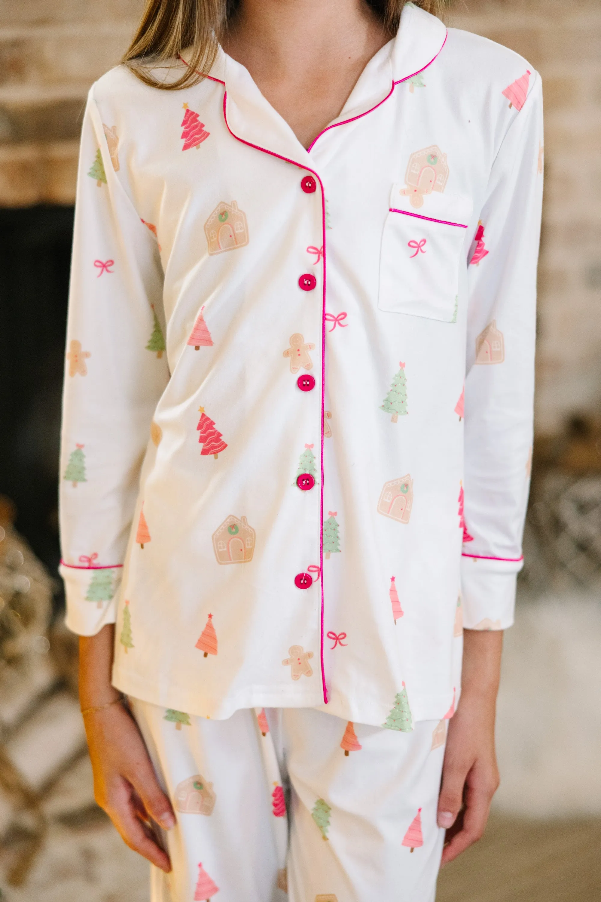 Girls: Staying In Gingerbread L/S Pajama Set