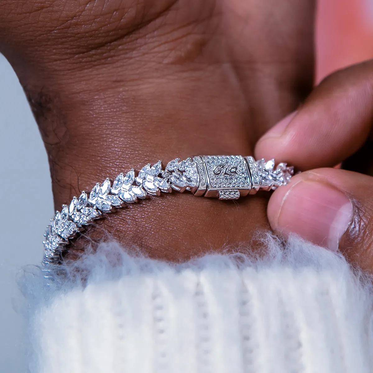 Iced Herringbone Bracelet in White Gold