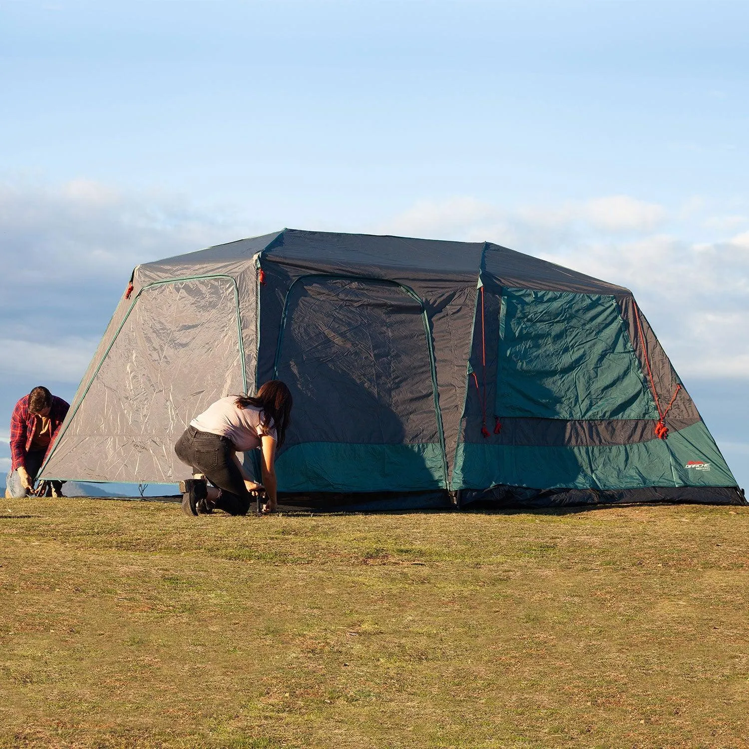 KOZI 6P INSTANT TENT **PRE-ORDER FOR CHRISTMAS DELIVERY**