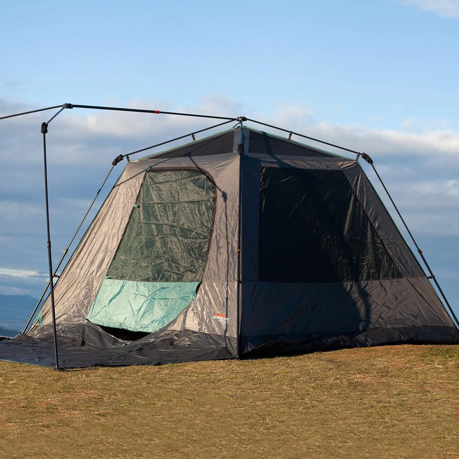 KOZI 6P INSTANT TENT **PRE-ORDER FOR CHRISTMAS DELIVERY**