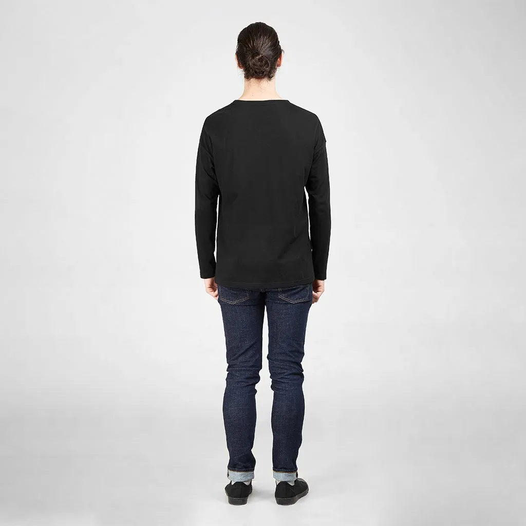 Long Sleeved Pocket T-Shirt | Black