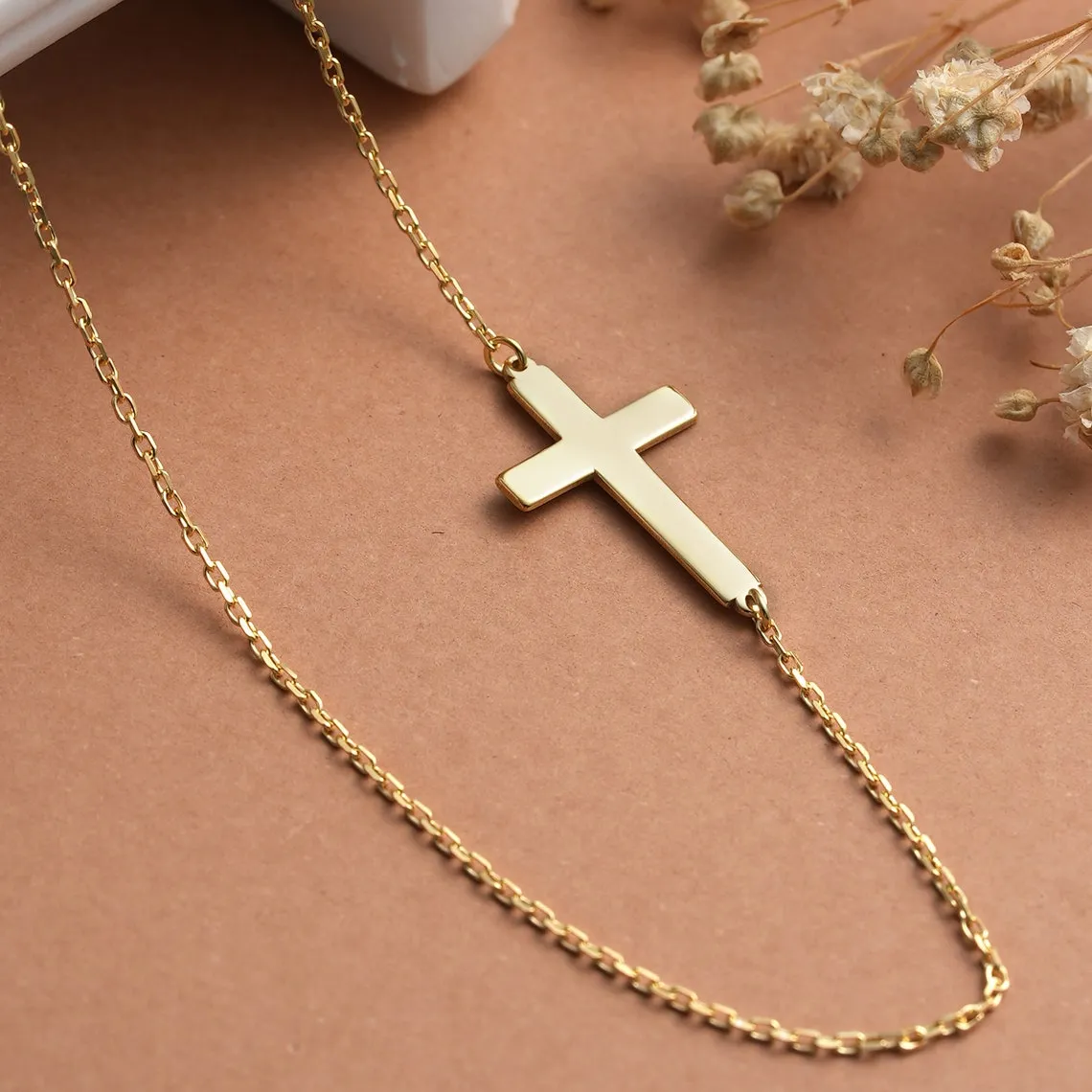 Minimalist Cross Pendant Necklace for Her