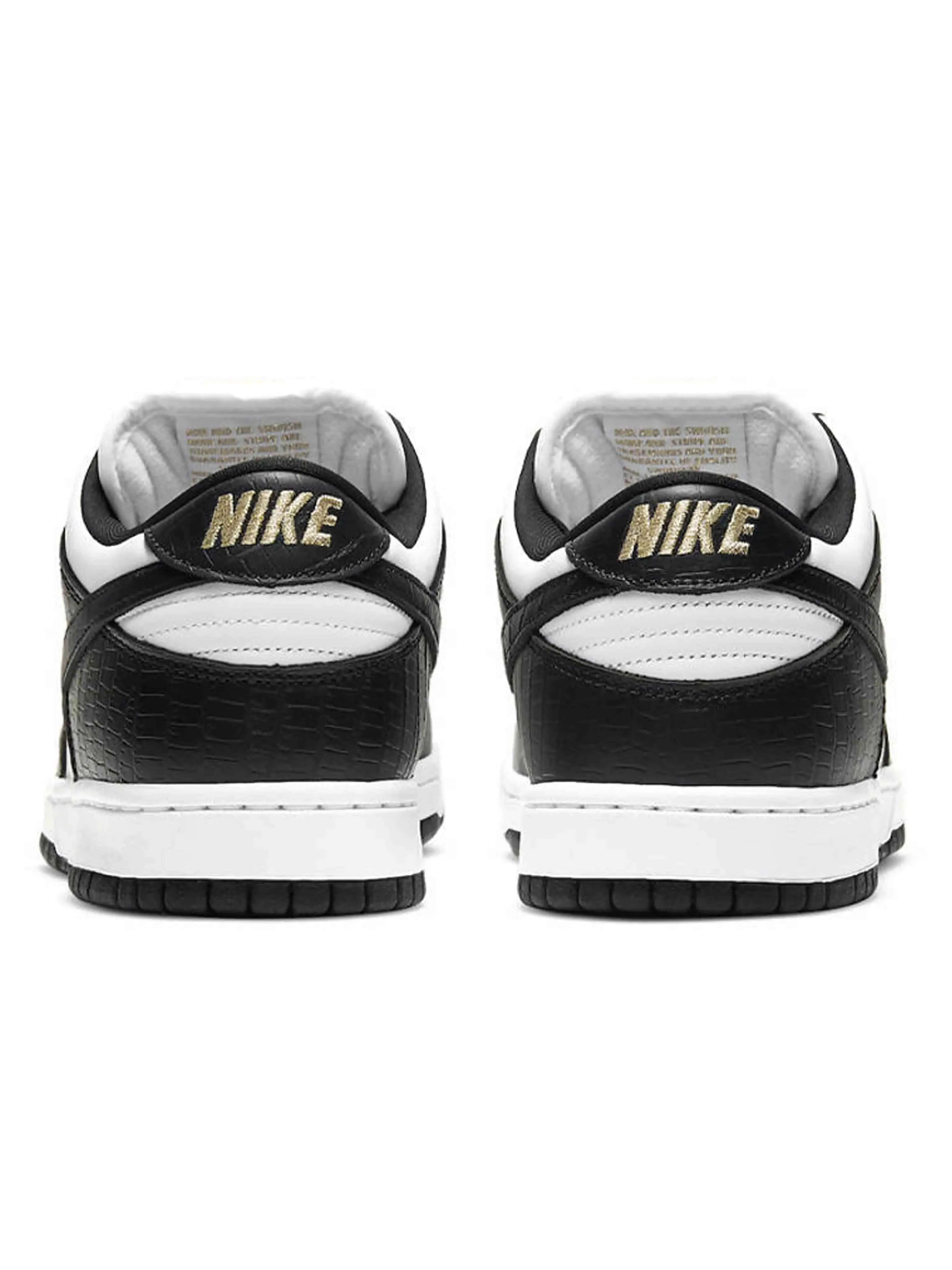 Nike SB Dunk Low Supreme Stars Black [2021]