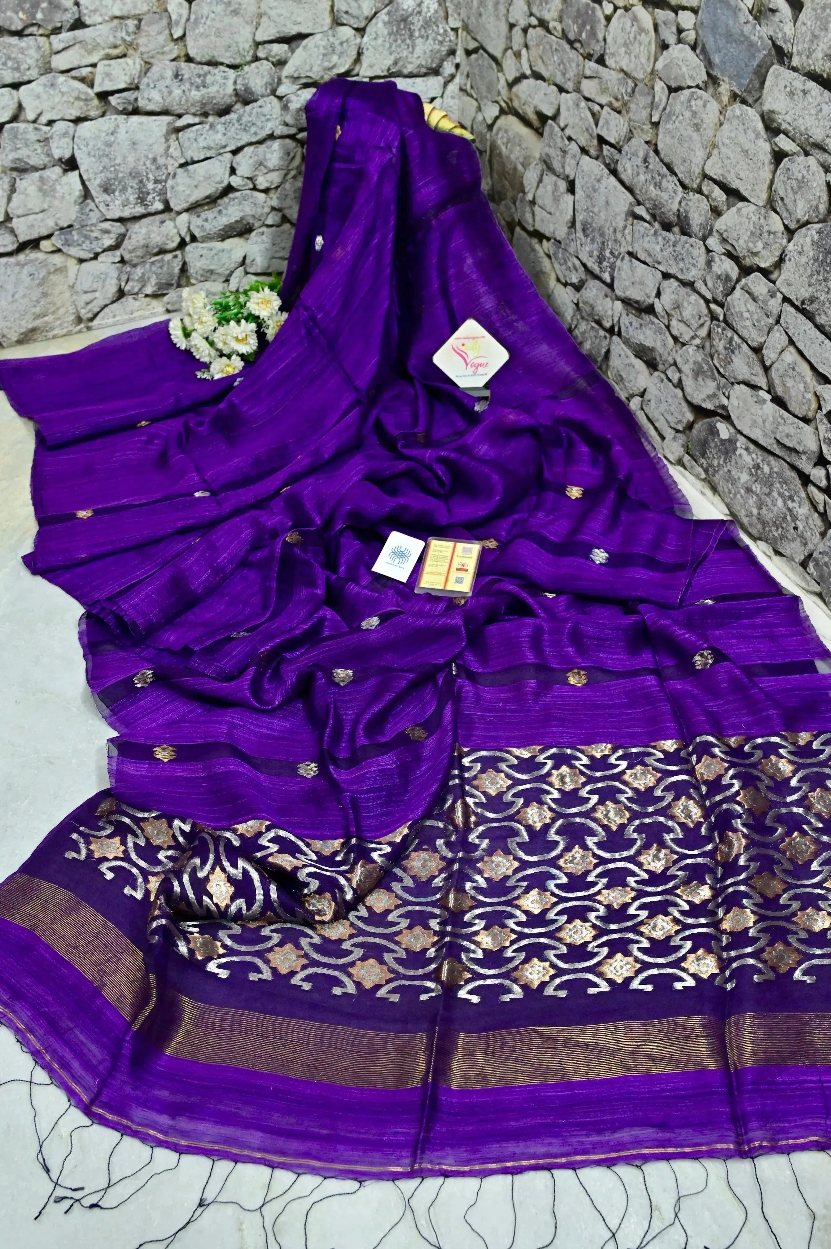 Purple Color Pure Matka Muslin Handloom Saree with Silver Zari Work