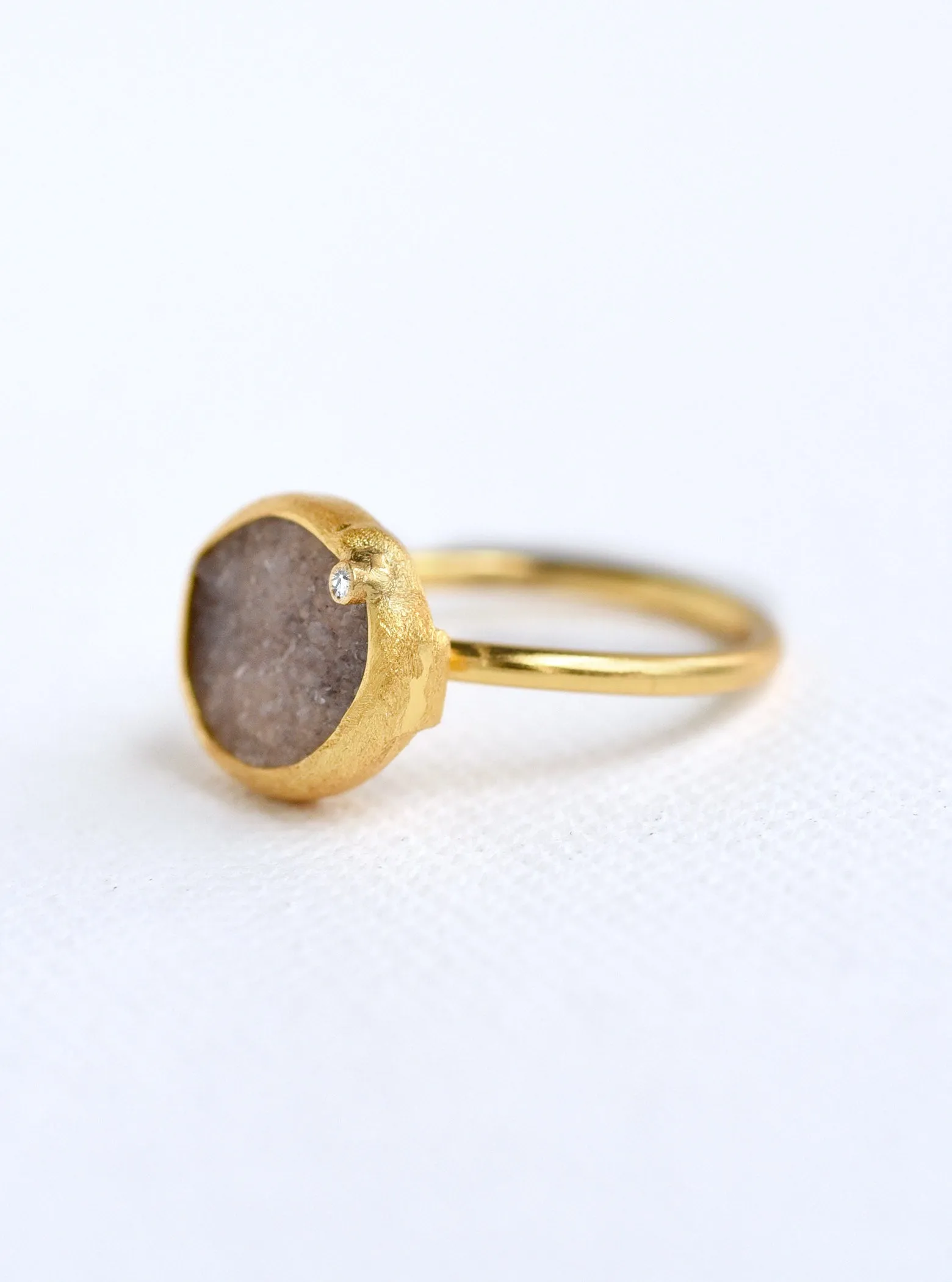 Shining Druzy Small Oval With Genuine Diamond Ring