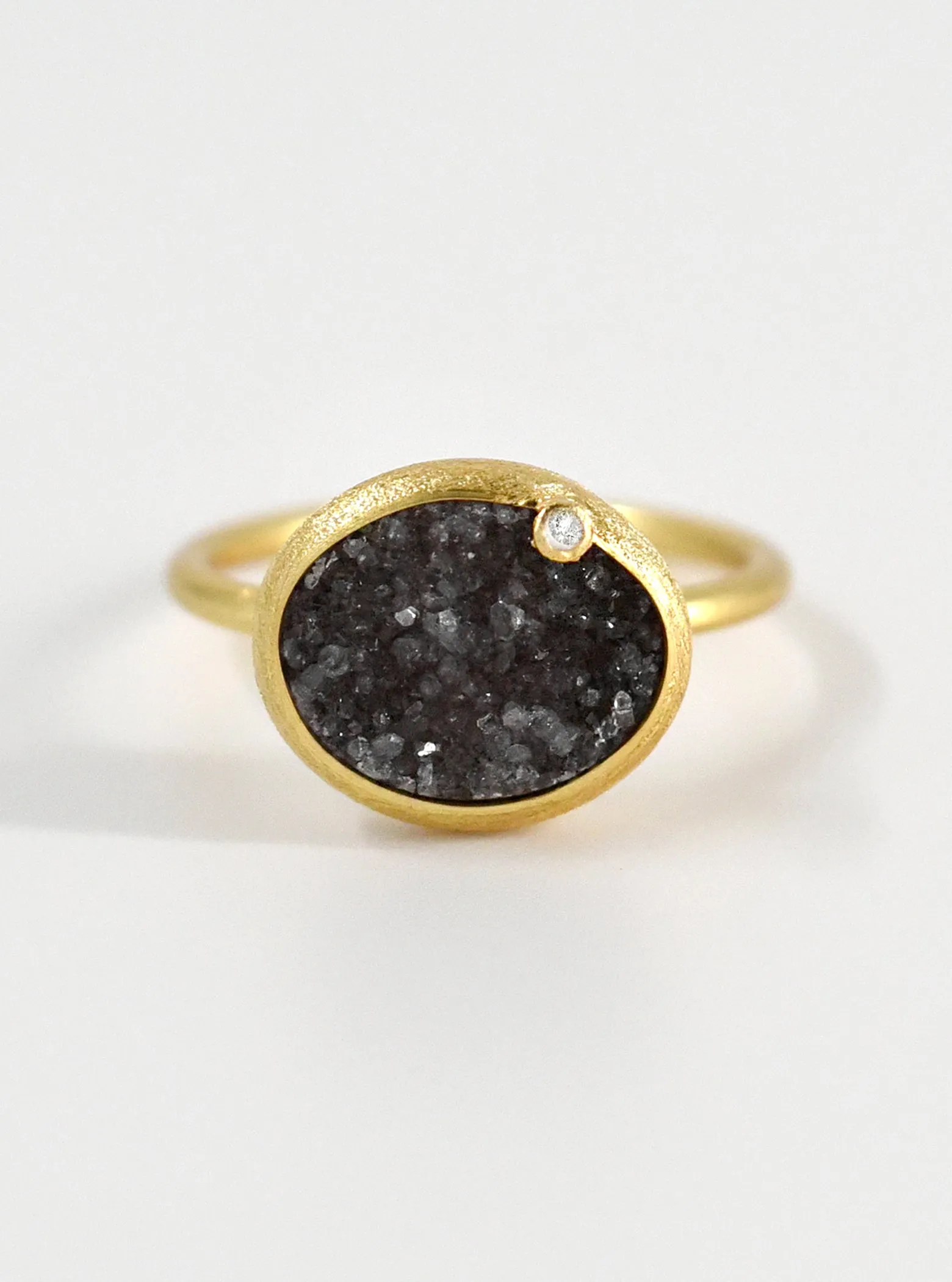 Shining Druzy Small Oval With Genuine Diamond Ring