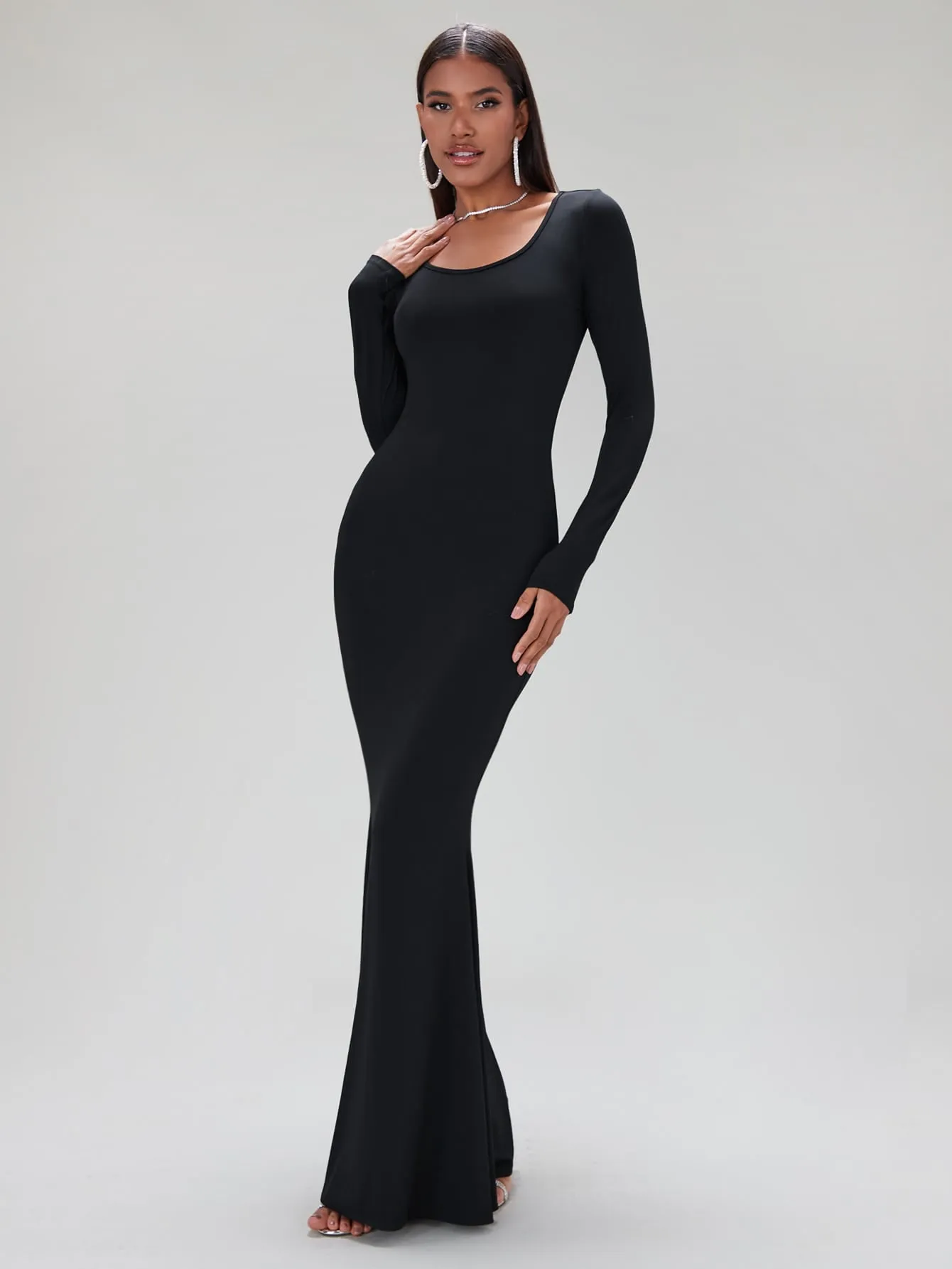 Solid Scoop Neck Maxi Bodycon Dress