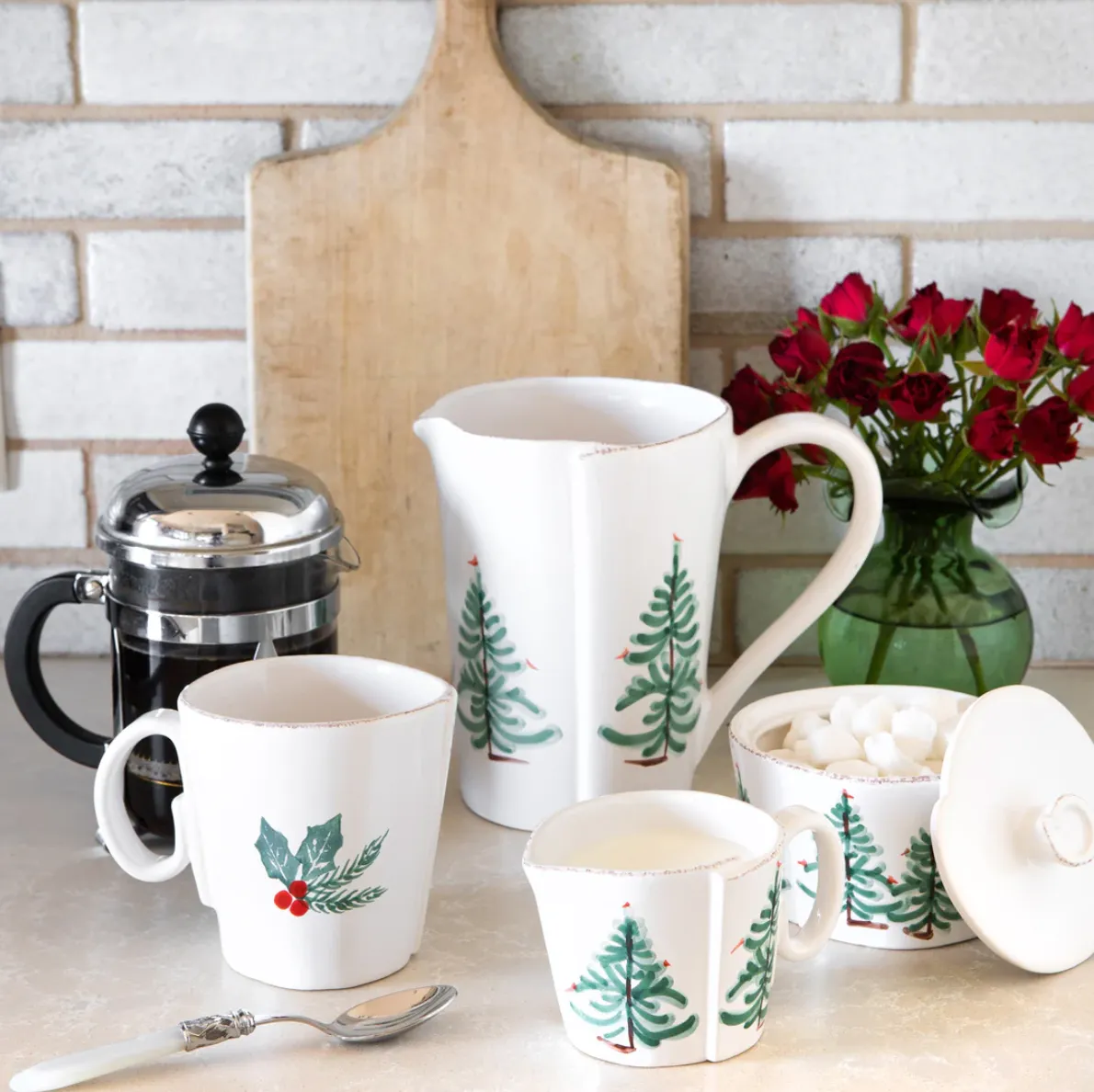 VIETRI Lastra Evergreen Holiday Mug